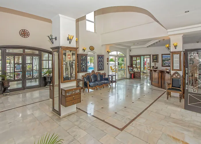 Sinatra Ξενοδοχείο 4*