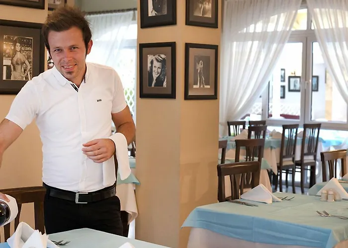 Ξενοδοχείο Sinatra 4*