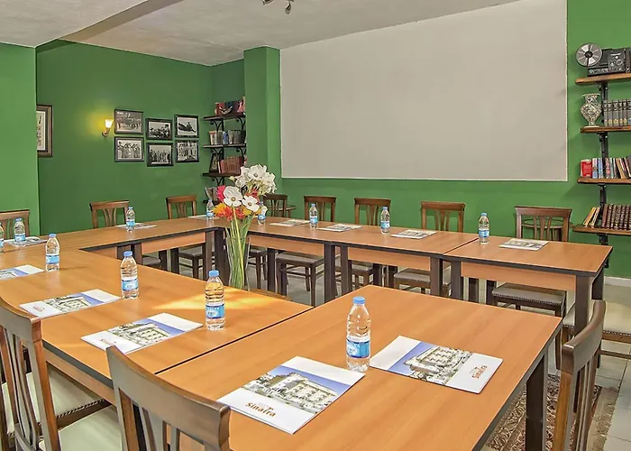 Ξενοδοχείο Sinatra 4*