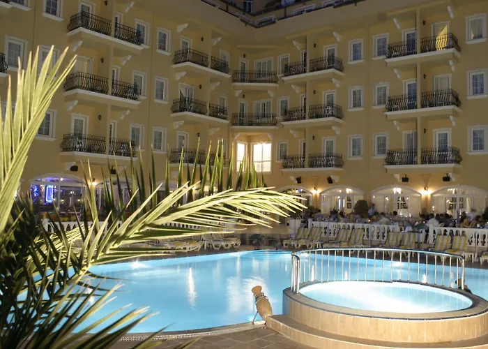 Sinatra Ξενοδοχείο 4*